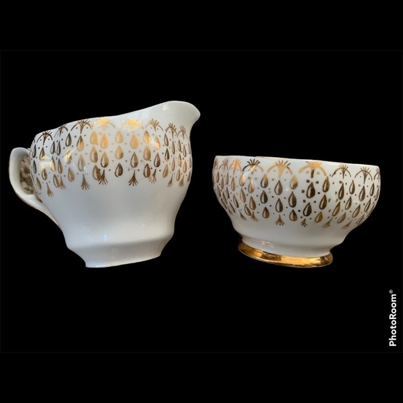 Vintage Queen Anne Sugar & Creamer Set - Picture 2 of 5